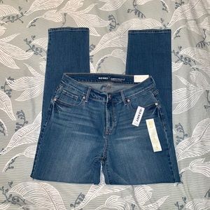 NWT Old Navy 4 Short Curvy Straight Mid-Rise